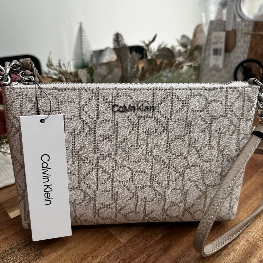 Calvin Klein crossbody
